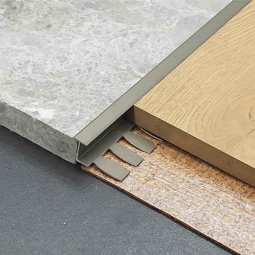 木地板與地磚無縫銜接 三種常見收口方法與木制品應用詳解